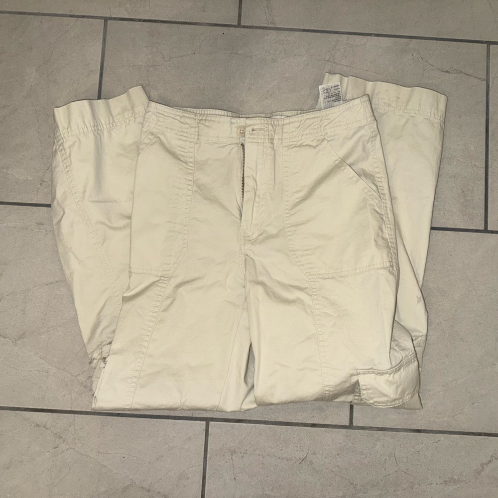 Abercrombie & Fitch Light Tan Shorts